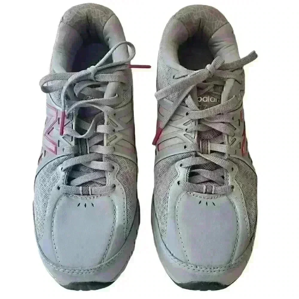 New Balance Women’s 847v2 Running Shoe Size 7.5